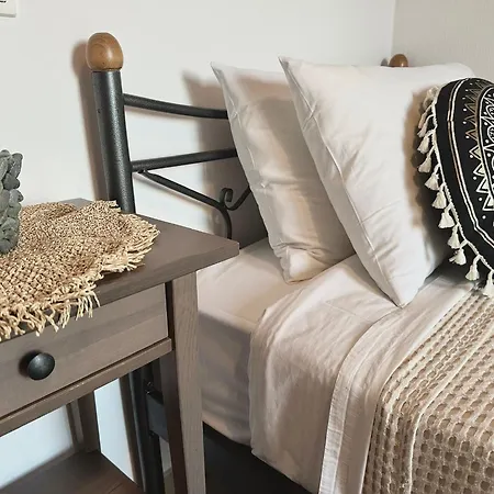 Restia House Hébergement de vacances *